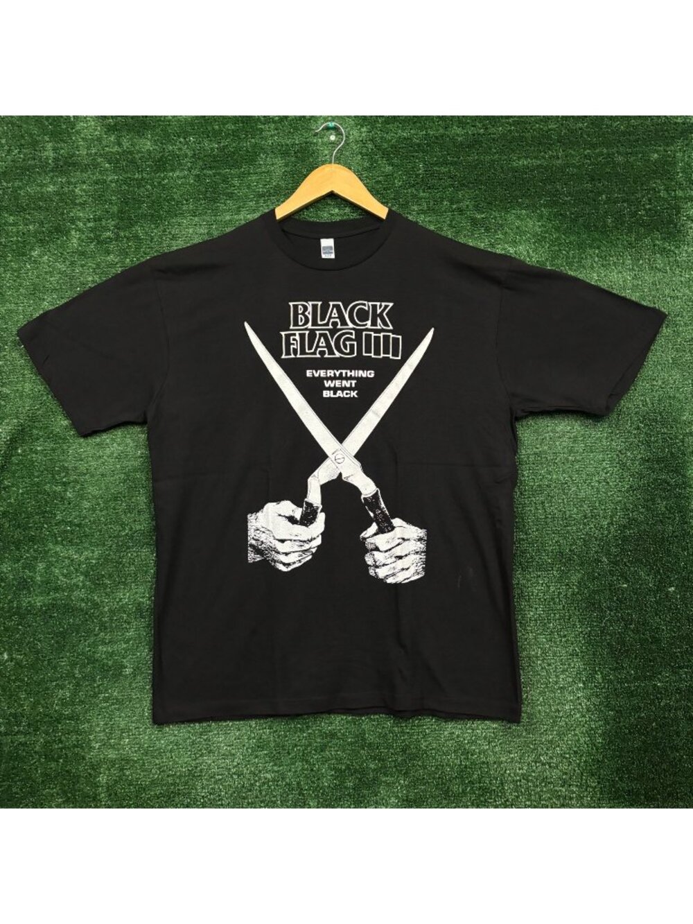 Black Flag Everything Went Black Punk Rock Band T-Shirt Size Extra Large